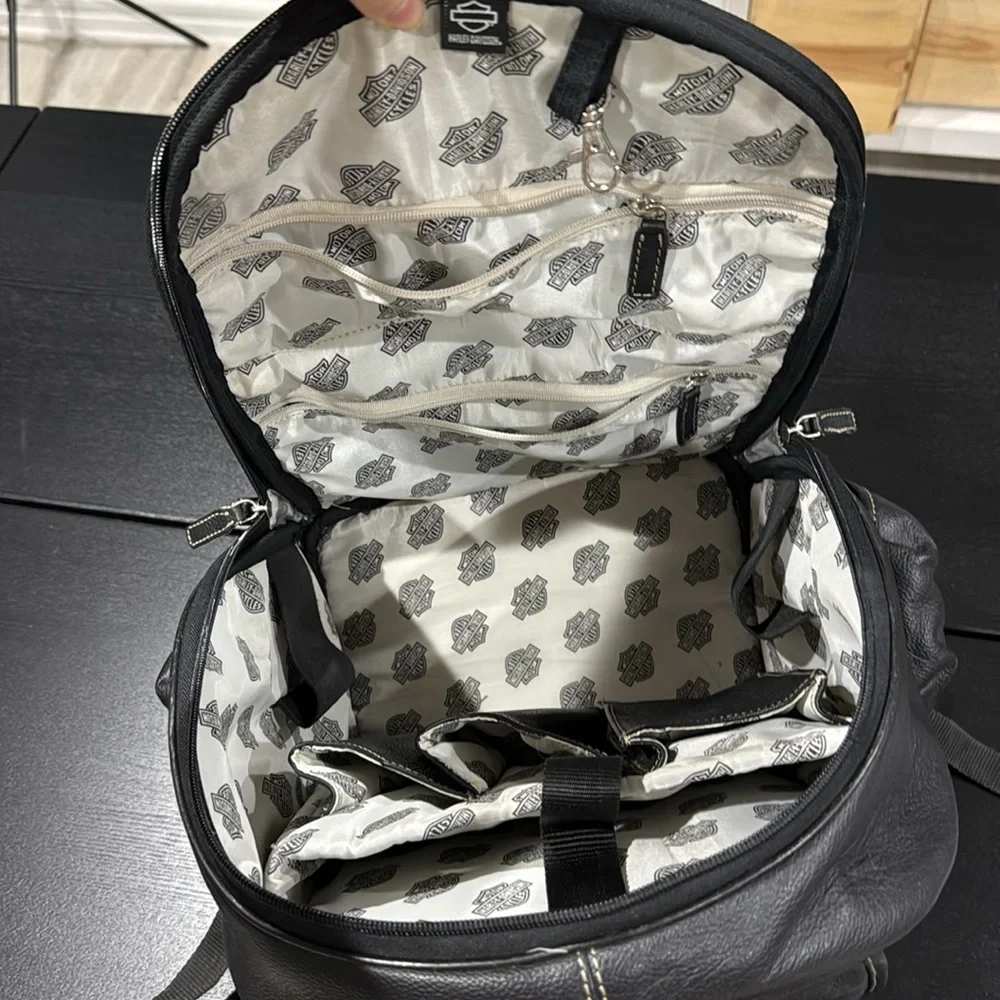 Harley-Davidson by Athalon Large Black Leather Backpack